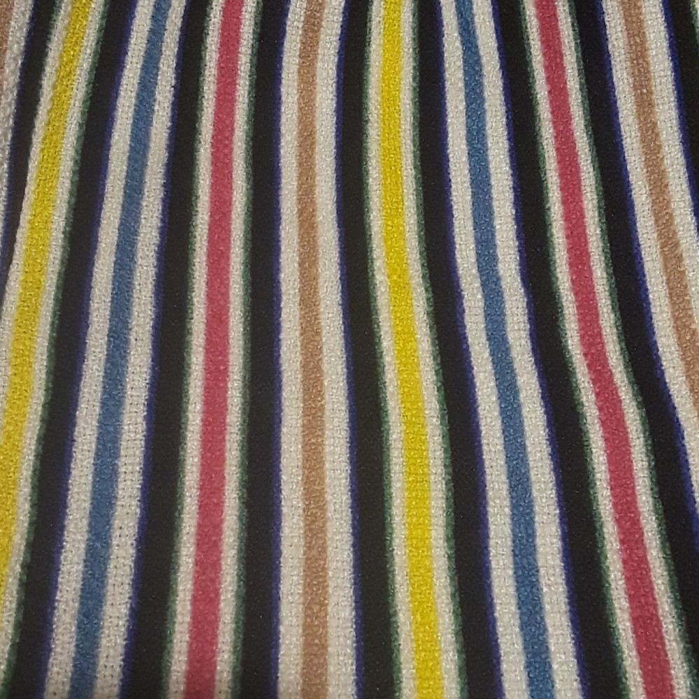 Multi-Color Striped Linen Shorts - Picture 3 of 4